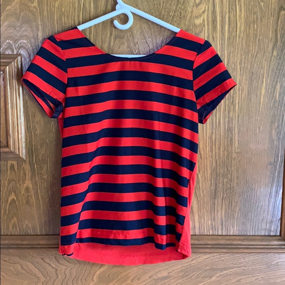 Gap shirt
